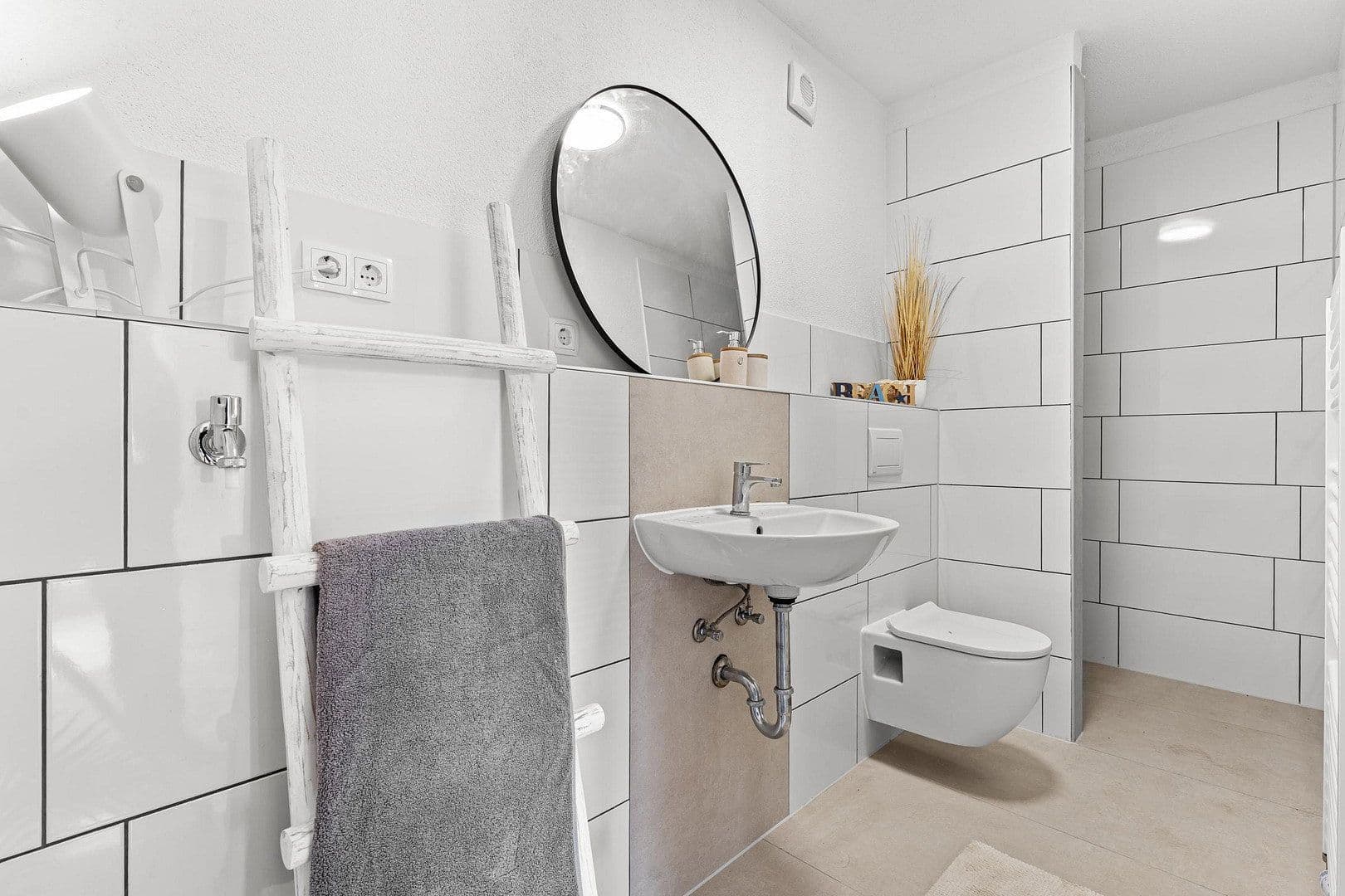 Prenájom bytu 2-izbový 45 m², Schulstr. 30 / 30 A, Norden, Dolné Sasko Prenájom bytu 2-izbový 45 m², Schulstr. 30 / 30 A, Norden, Dolné Sasko