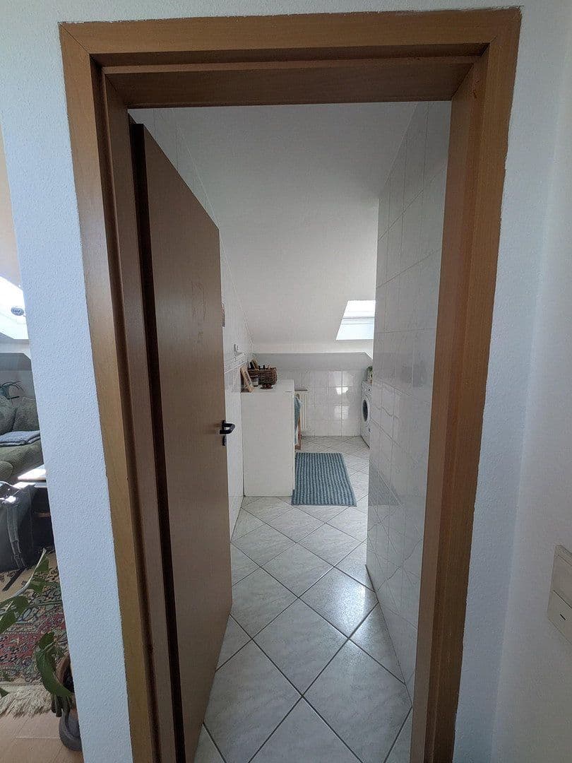 Prenájom bytu 1-izbový 45 m², Friedberger Landstraße 85, Frankfurt am Main, Hesensko Prenájom bytu 1-izbový 45 m², Friedberger Landstraße 85, Frankfurt am Main, Hesensko