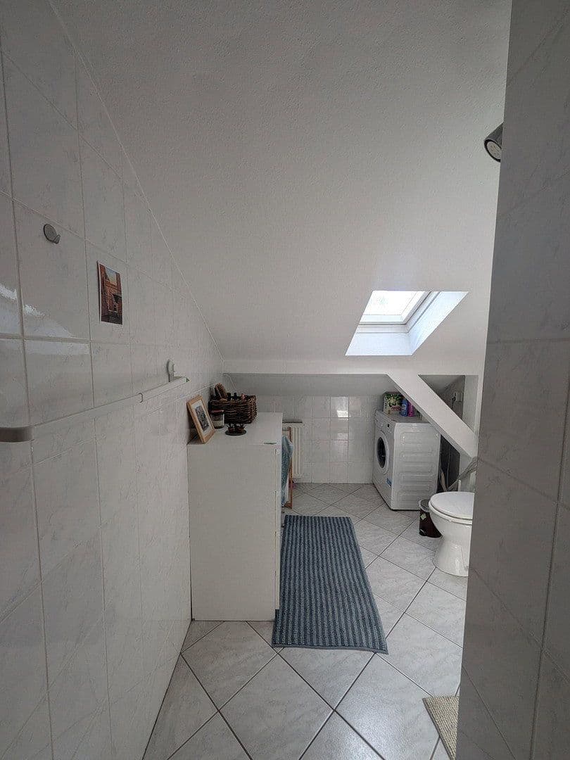 Prenájom bytu 1-izbový 45 m², Friedberger Landstraße 85, Frankfurt am Main, Hesensko Prenájom bytu 1-izbový 45 m², Friedberger Landstraße 85, Frankfurt am Main, Hesensko