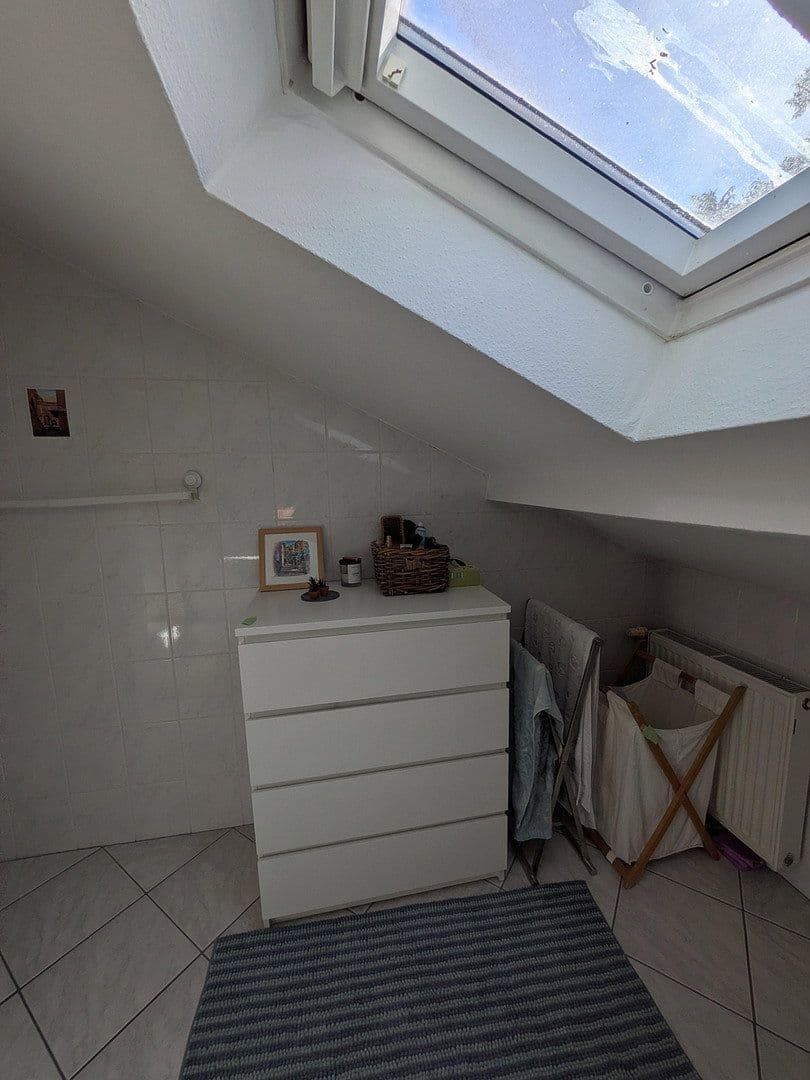 Prenájom bytu 1-izbový 45 m², Friedberger Landstraße 85, Frankfurt am Main, Hesensko Prenájom bytu 1-izbový 45 m², Friedberger Landstraße 85, Frankfurt am Main, Hesensko