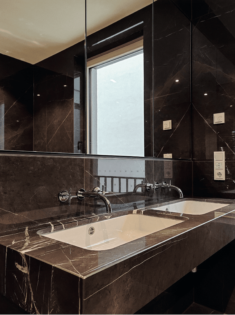 Predaj bytu 2-izbový 78 m², Schlüterstraße 18, Berlin, Berlín Predaj bytu 2-izbový 78 m², Schlüterstraße 18, Berlin, Berlín