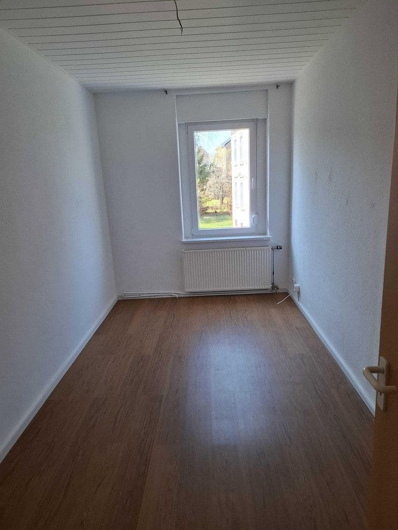 Prenájom bytu 3-izbový 66 m², Demitz-Thumitz, Sasko Prenájom bytu 3-izbový 66 m², Demitz-Thumitz, Sasko