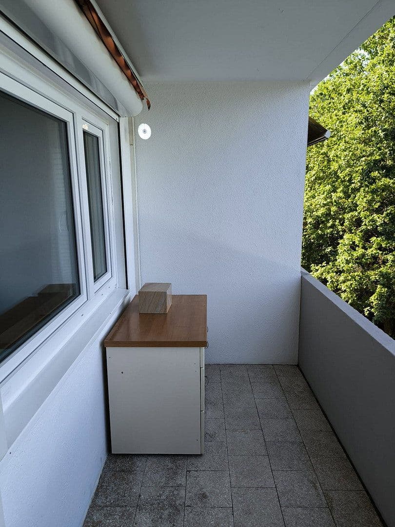 Prenájom bytu 1-izbový 35 m², Friedensallee, Neu-Isenburg, Hesensko Prenájom bytu 1-izbový 35 m², Friedensallee, Neu-Isenburg, Hesensko
