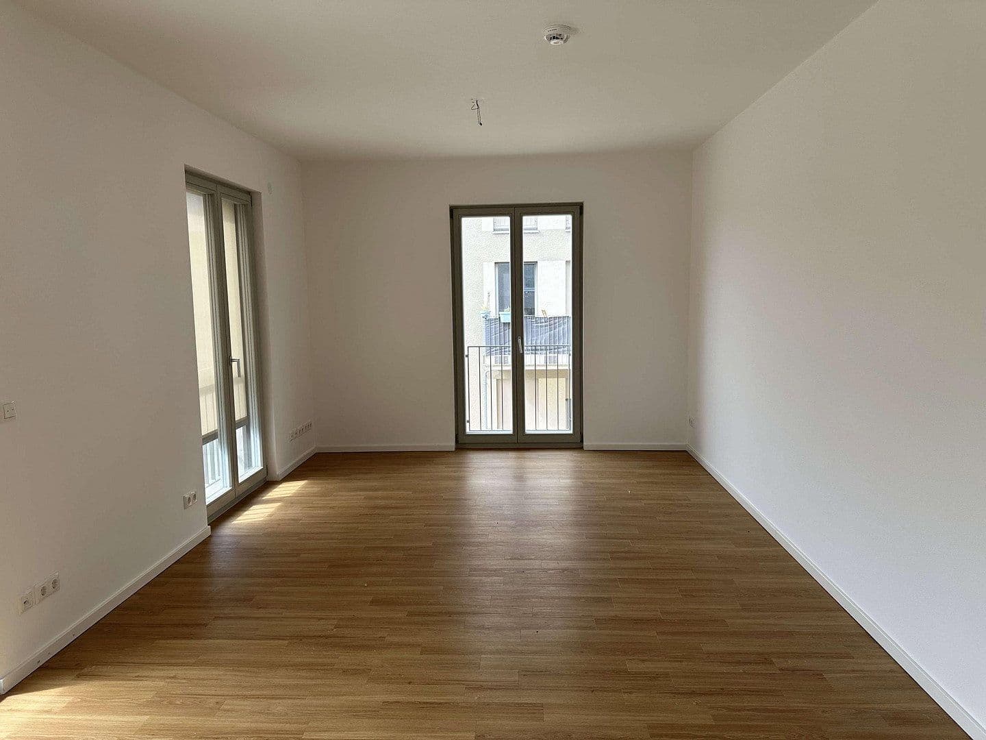Prenájom bytu 4-izbový 95 m², Wendenschloßstraße 252, Berlin, Berlín Prenájom bytu 4-izbový 95 m², Wendenschloßstraße 252, Berlin, Berlín