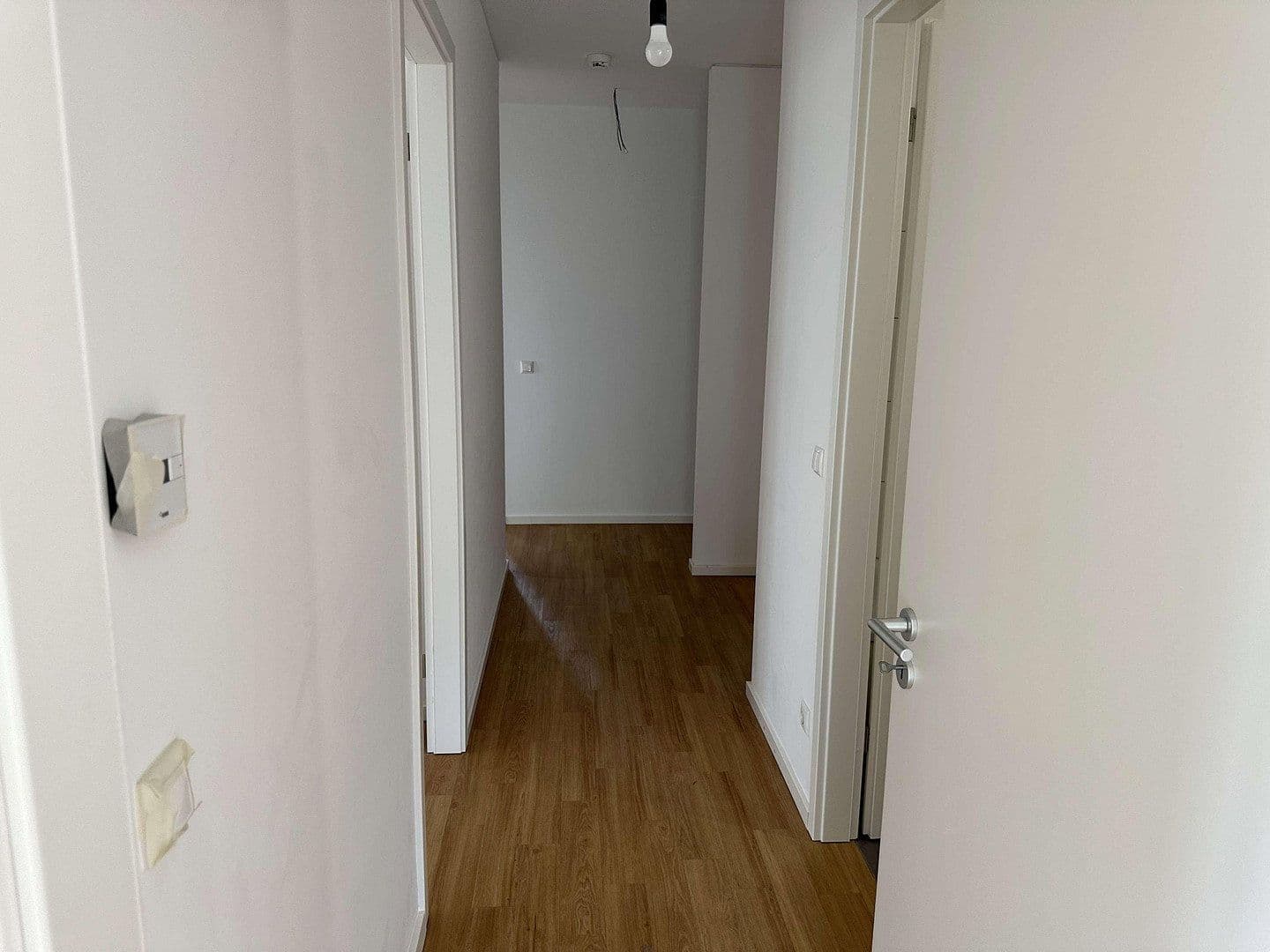 Prenájom bytu 4-izbový 95 m², Wendenschloßstraße 252, Berlin, Berlín Prenájom bytu 4-izbový 95 m², Wendenschloßstraße 252, Berlin, Berlín