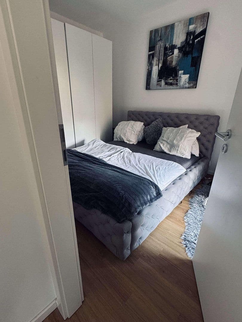 Prenájom bytu 4-izbový 95 m², Wendenschloßstraße 252, Berlin, Berlín Prenájom bytu 4-izbový 95 m², Wendenschloßstraße 252, Berlin, Berlín