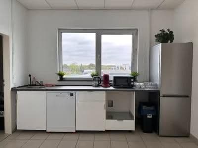 Prenájom kancelárie 21 m², Hans-Böckler-Str. 13, Langenfeld (Rheinland), Severné Porýnie - Westfálsko Prenájom kancelárie 21 m², Hans-Böckler-Str. 13, Langenfeld (Rheinland), Severné Porýnie - Westfálsko
