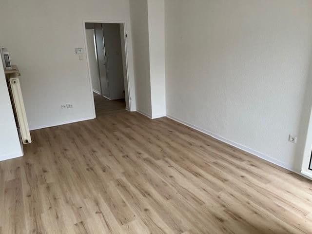 Prenájom bytu 2-izbový 57 m², Ludwigshafen, Porýnie-Falcko Prenájom bytu 2-izbový 57 m², Ludwigshafen, Porýnie-Falcko