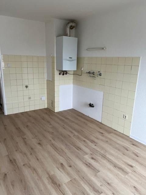 Prenájom bytu 2-izbový 57 m², Ludwigshafen, Porýnie-Falcko Prenájom bytu 2-izbový 57 m², Ludwigshafen, Porýnie-Falcko