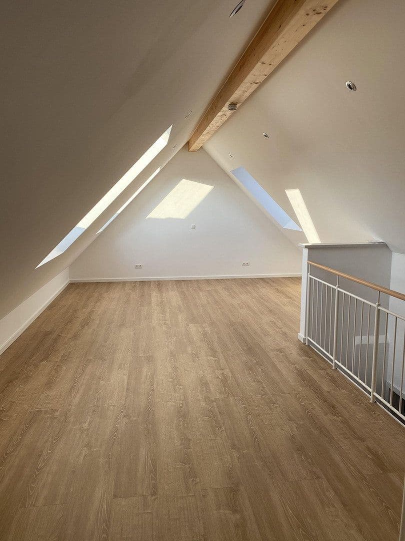 Prenájom bytu 3-izbový 115 m², Landsberg am Lech, Bavorsko Prenájom bytu 3-izbový 115 m², Landsberg am Lech, Bavorsko
