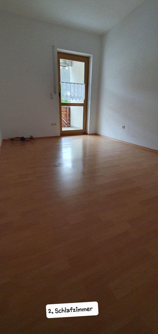 Prenájom bytu 4-izbový 145 m², Hirschaid, Bavorsko Prenájom bytu 4-izbový 145 m², Hirschaid, Bavorsko