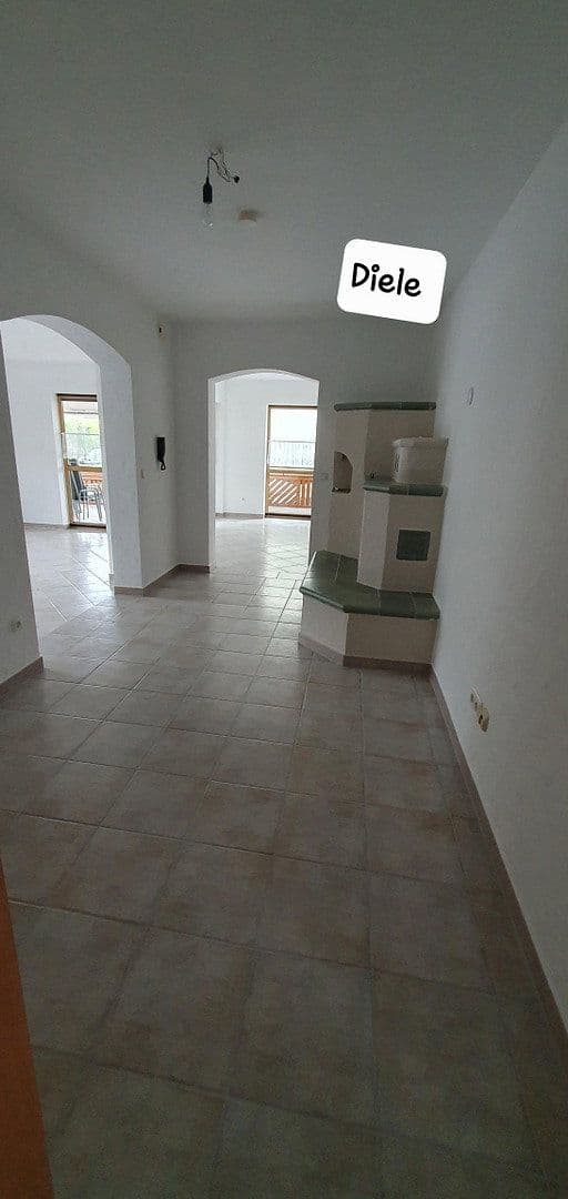 Prenájom bytu 4-izbový 145 m², Hirschaid, Bavorsko Prenájom bytu 4-izbový 145 m², Hirschaid, Bavorsko