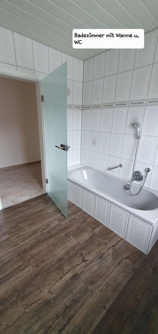 Prenájom bytu 4-izbový 145 m², Hirschaid, Bavorsko Prenájom bytu 4-izbový 145 m², Hirschaid, Bavorsko