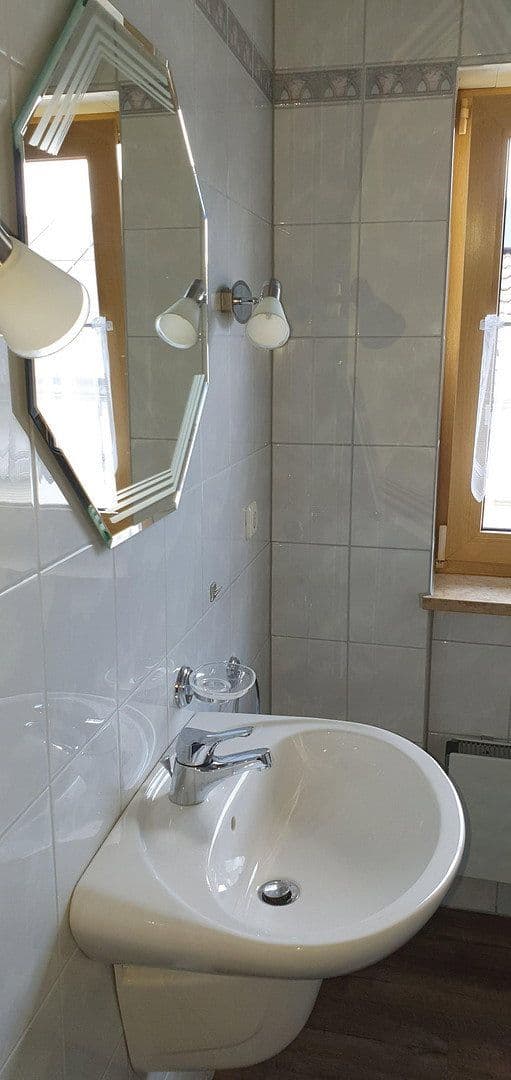 Prenájom bytu 4-izbový 145 m², Hirschaid, Bavorsko Prenájom bytu 4-izbový 145 m², Hirschaid, Bavorsko