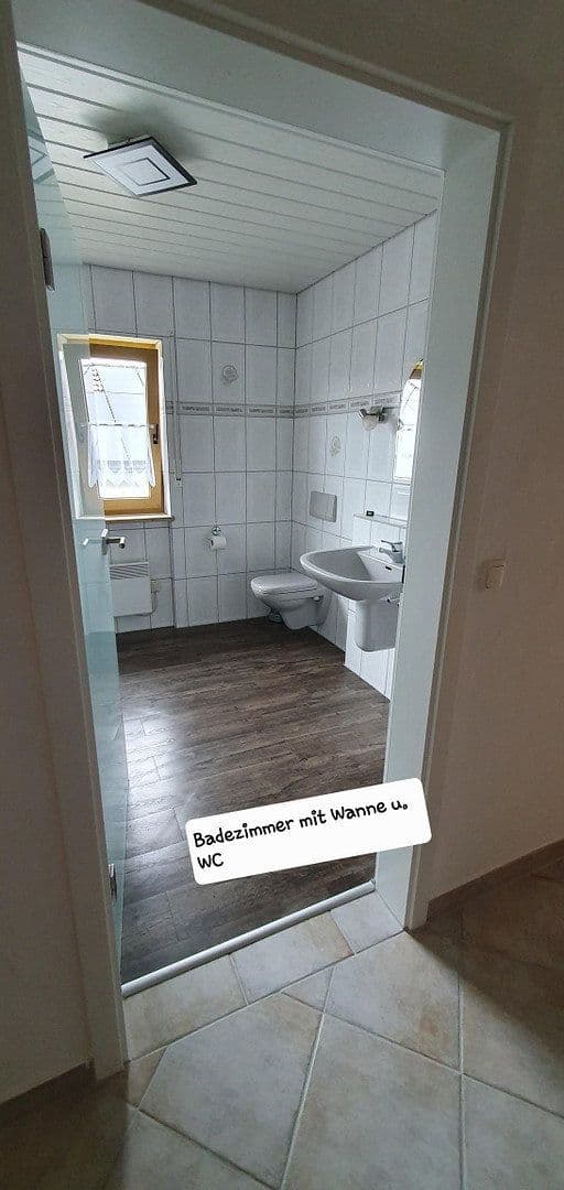 Prenájom bytu 4-izbový 145 m², Hirschaid, Bavorsko Prenájom bytu 4-izbový 145 m², Hirschaid, Bavorsko