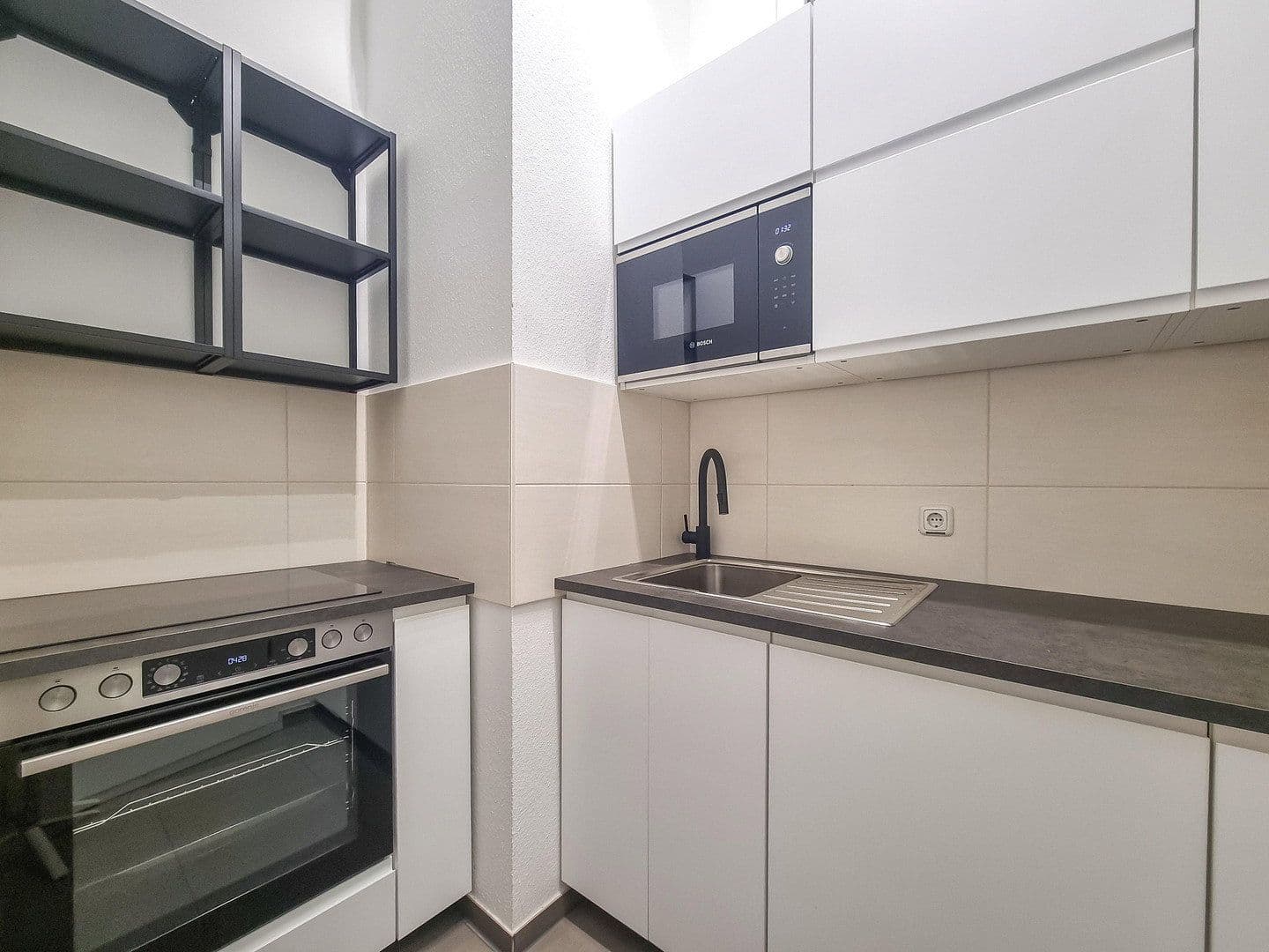 Prenájom kancelárie 58 m², Leipzig, Sasko Prenájom kancelárie 58 m², Leipzig, Sasko