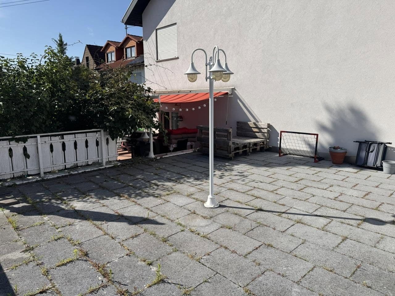 Predaj domu 297 m², pozemek 627 m², Graben-Neudorf, Bádensko-Wurttembersko Predaj domu 297 m², pozemek 627 m², Graben-Neudorf, Bádensko-Wurttembersko