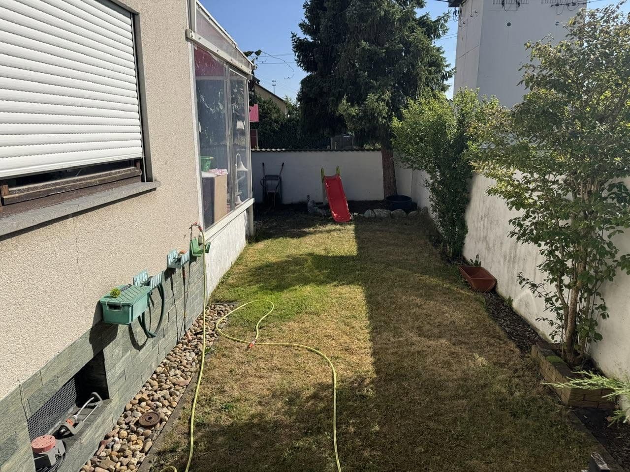 Predaj domu 297 m², pozemek 627 m², Graben-Neudorf, Bádensko-Wurttembersko Predaj domu 297 m², pozemek 627 m², Graben-Neudorf, Bádensko-Wurttembersko