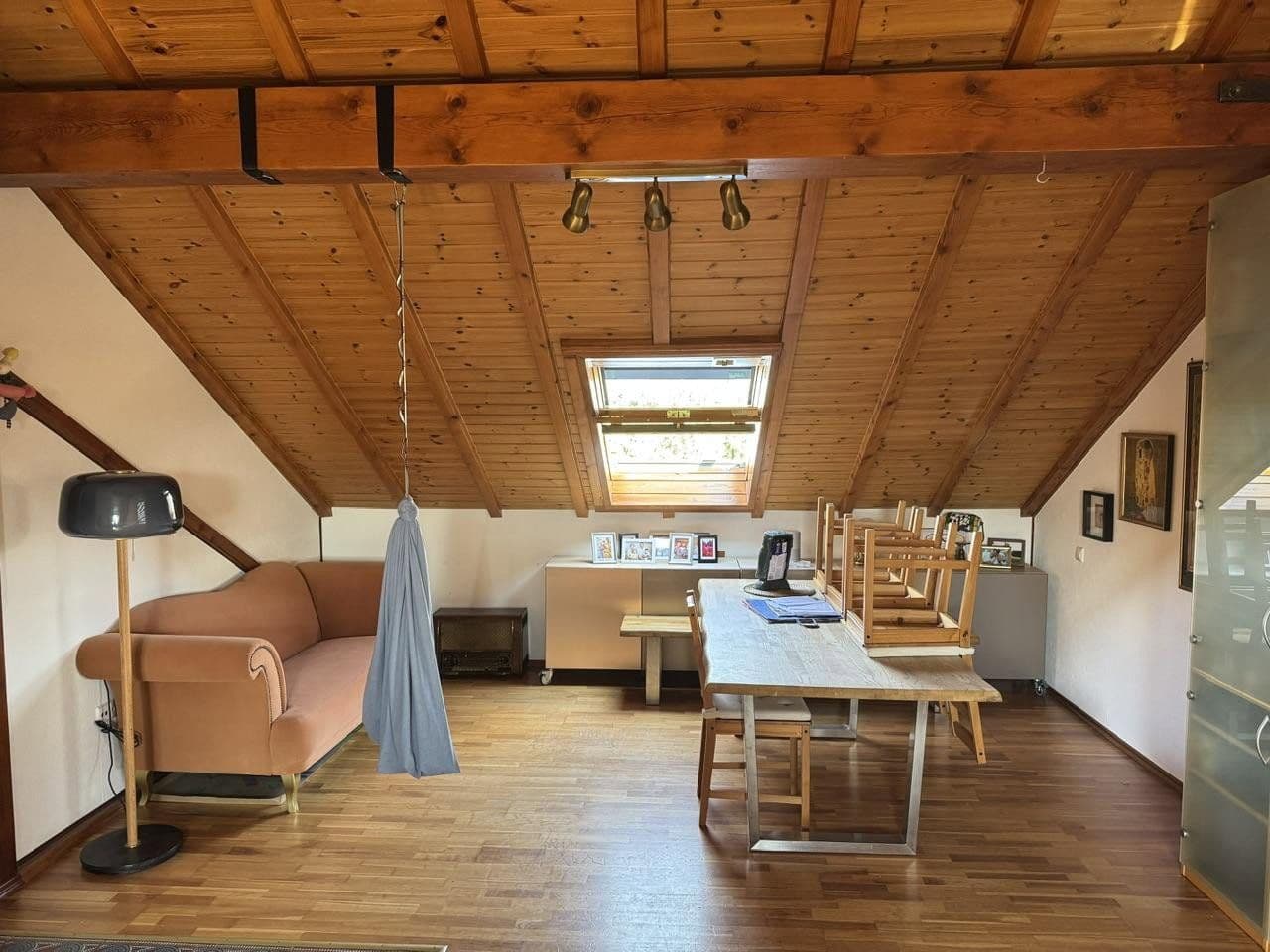 Predaj domu 297 m², pozemek 627 m², Graben-Neudorf, Bádensko-Wurttembersko Predaj domu 297 m², pozemek 627 m², Graben-Neudorf, Bádensko-Wurttembersko