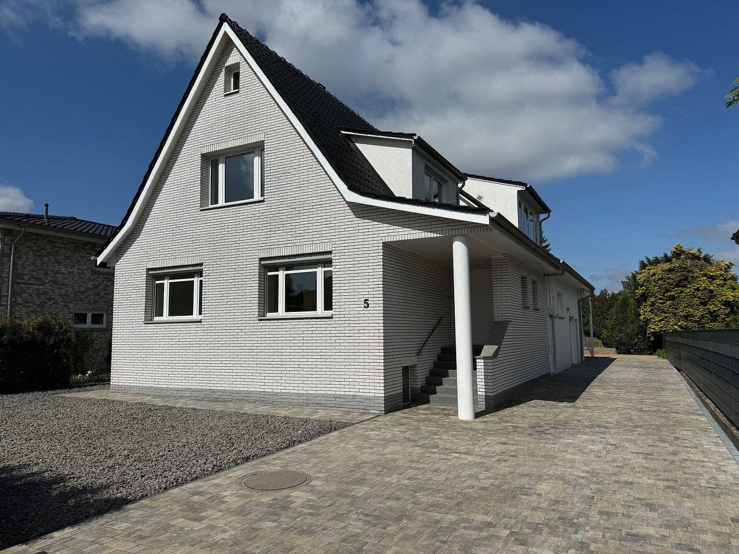 Predaj domu 236 m², pozemek 1.188 m², Suhmweg 5, Hamburg, Hamburg Predaj domu 236 m², pozemek 1.188 m², Suhmweg 5, Hamburg, Hamburg