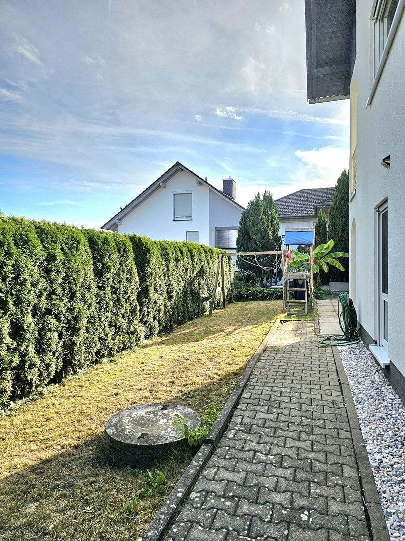 Prenájom bytu 4-izbový 155 m², Feldstraße 3, Bad Soden-Salmünster, Hesensko Prenájom bytu 4-izbový 155 m², Feldstraße 3, Bad Soden-Salmünster, Hesensko