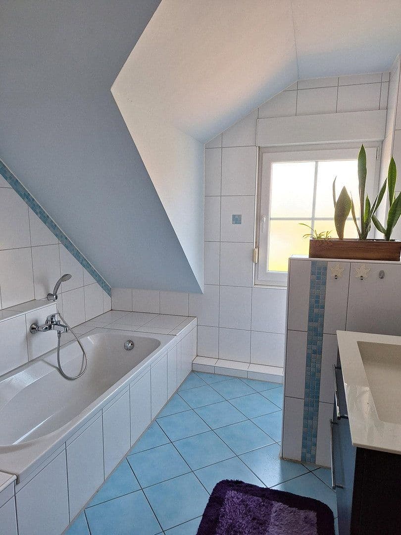 Predaj domu 143 m², pozemek 283 m², Wolfsburg, Dolné Sasko Predaj domu 143 m², pozemek 283 m², Wolfsburg, Dolné Sasko