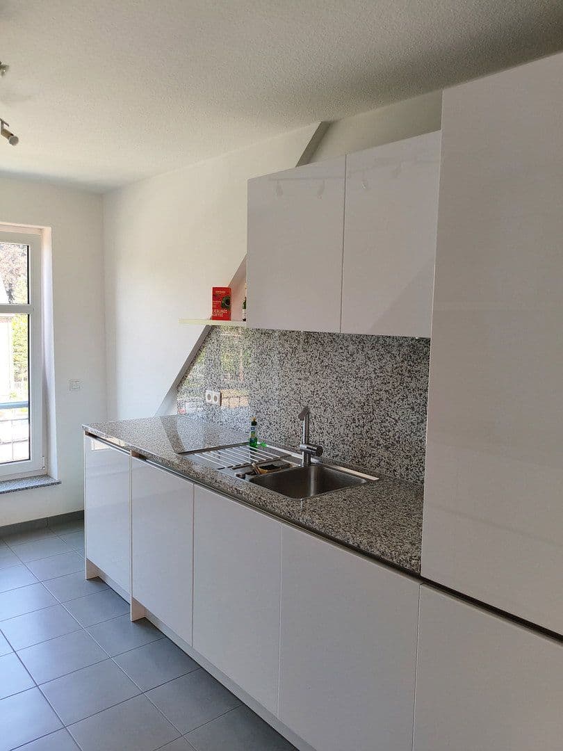 Predaj bytu 3-izbový 87 m², Düsseldorf, Severné Porýnie - Westfálsko Predaj bytu 3-izbový 87 m², Düsseldorf, Severné Porýnie - Westfálsko