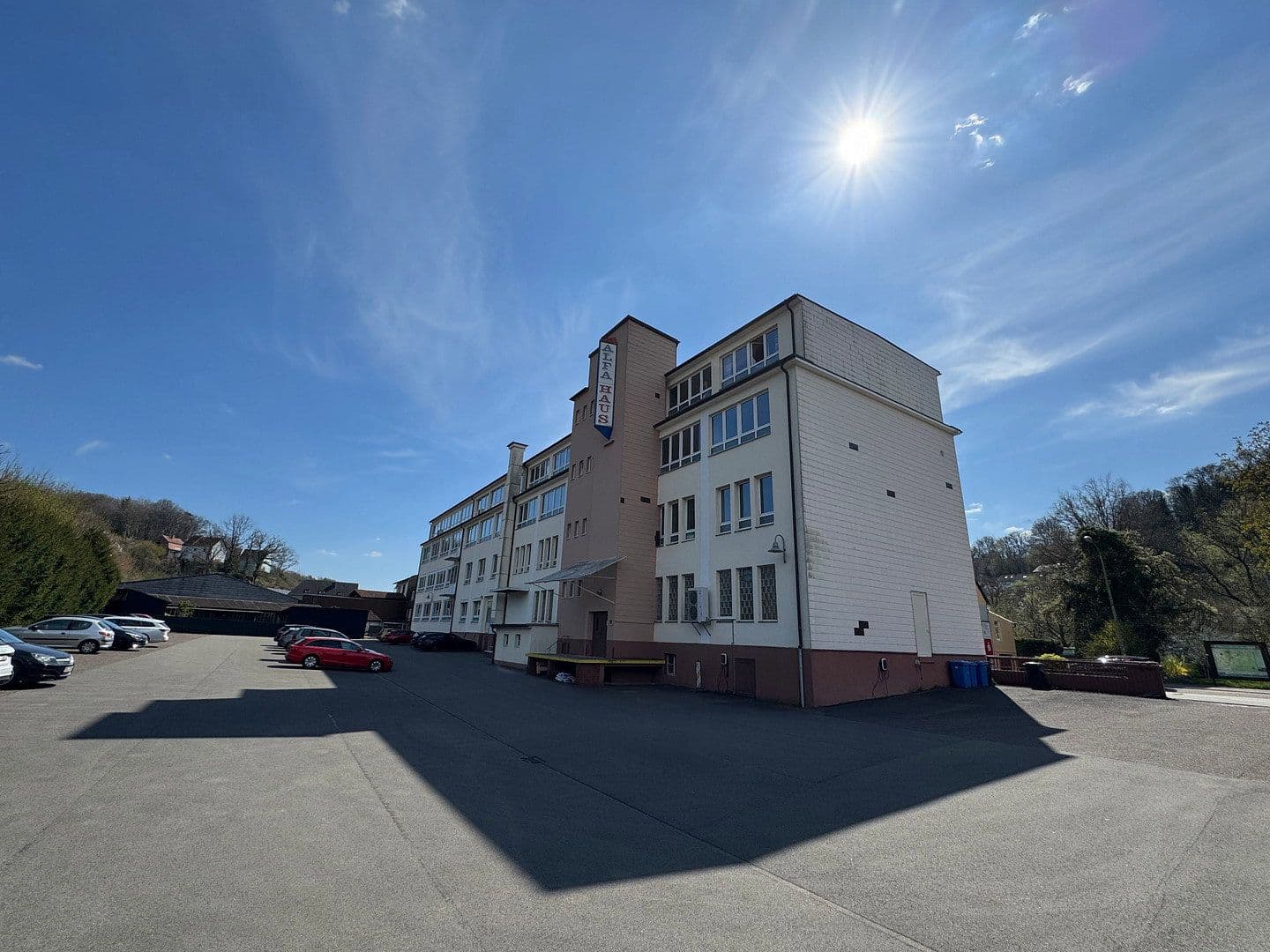 Prenájom nebytového priestoru 1.348 m², Hauptstraße 186, Waldfischbach-Burgalben, Porýnie-Falcko Prenájom nebytového priestoru 1.348 m², Hauptstraße 186, Waldfischbach-Burgalben, Porýnie-Falcko