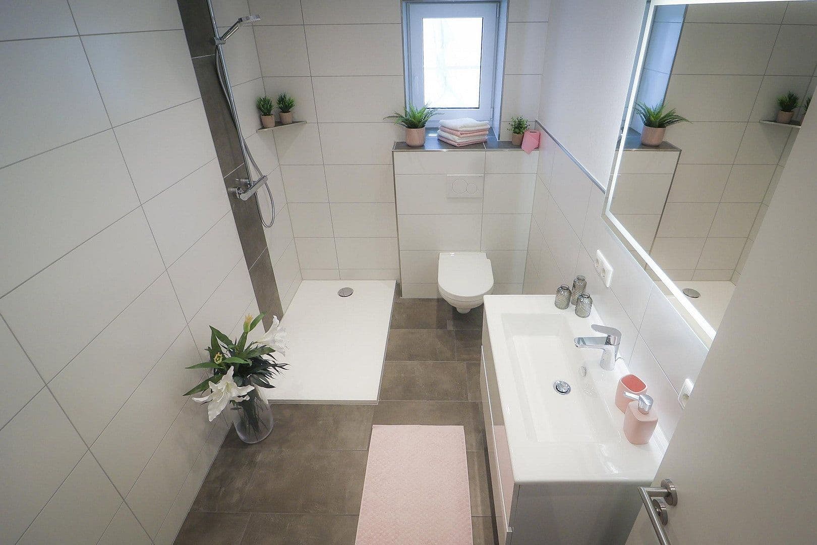 Predaj bytu 3-izbový 75 m², Bergrheinfeld, Bavorsko Predaj bytu 3-izbový 75 m², Bergrheinfeld, Bavorsko