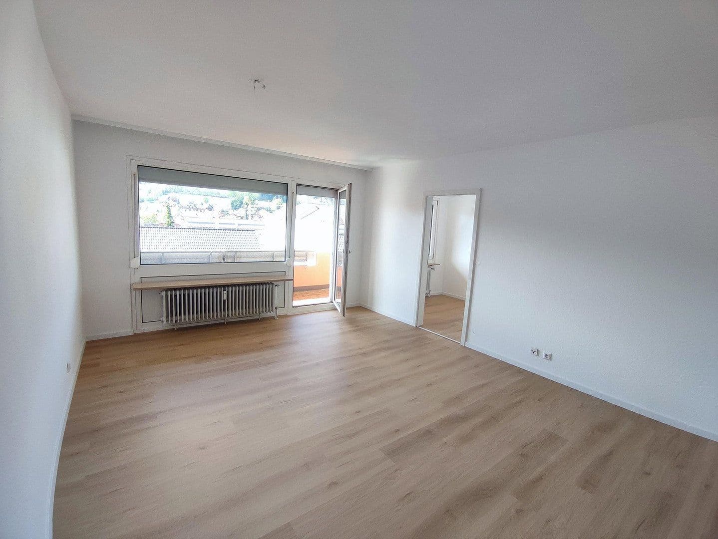 Prenájom bytu 3-izbový 75 m², Uhlandstraße 12, Blumberg, Bádensko-Wurttembersko Prenájom bytu 3-izbový 75 m², Uhlandstraße 12, Blumberg, Bádensko-Wurttembersko