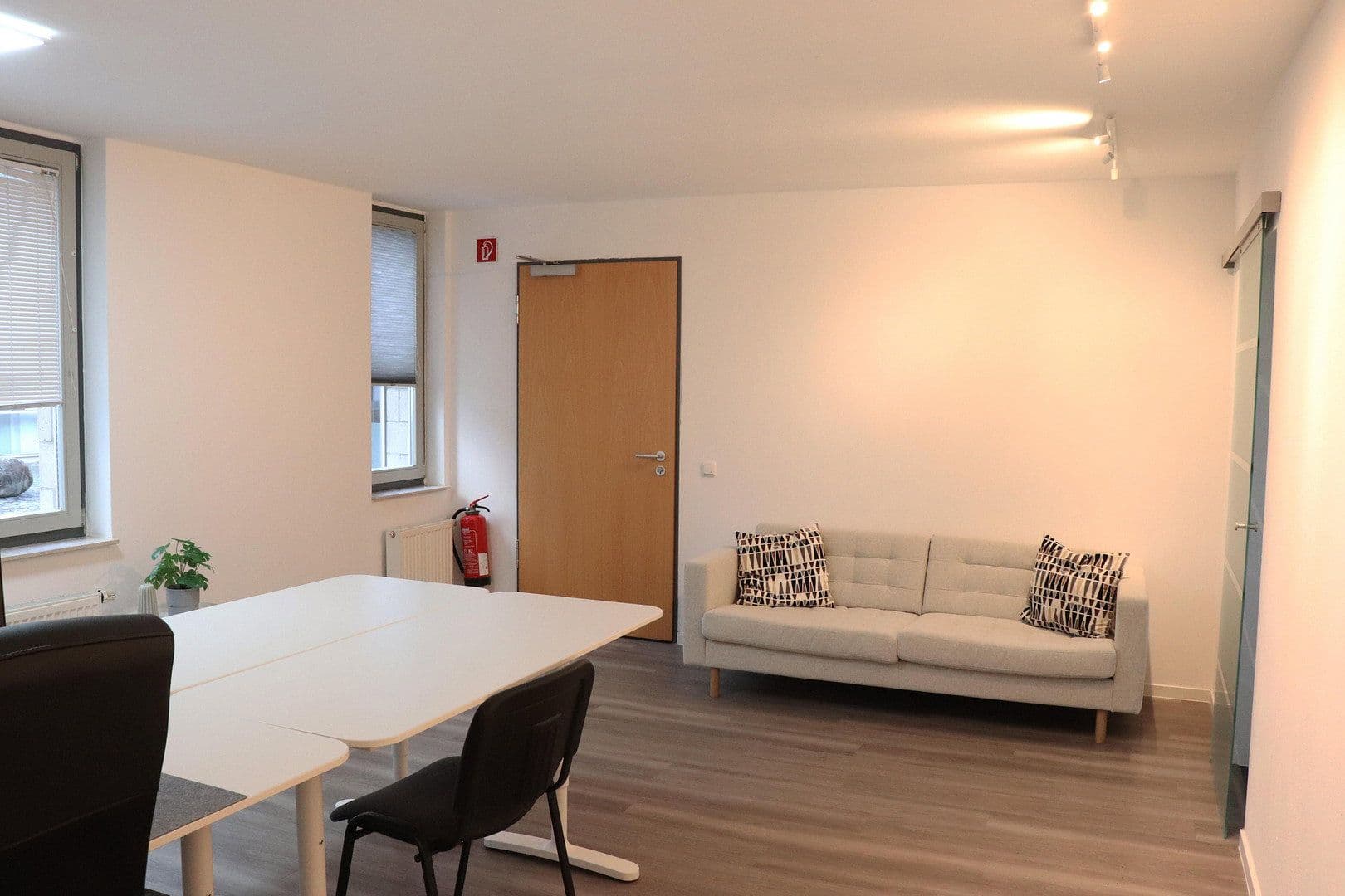 Prenájom kancelárie 56 m², Lohmar, Severné Porýnie - Westfálsko Prenájom kancelárie 56 m², Lohmar, Severné Porýnie - Westfálsko