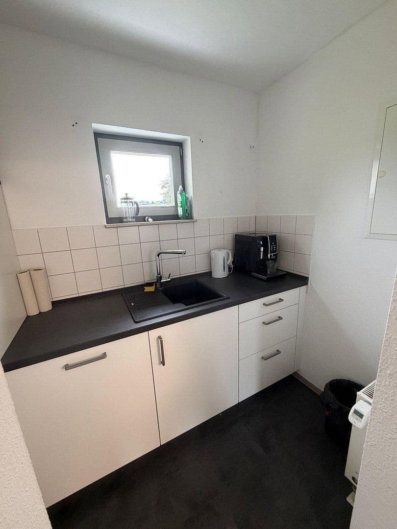 Prenájom kancelárie 56 m², Lohmar, Severné Porýnie - Westfálsko Prenájom kancelárie 56 m², Lohmar, Severné Porýnie - Westfálsko