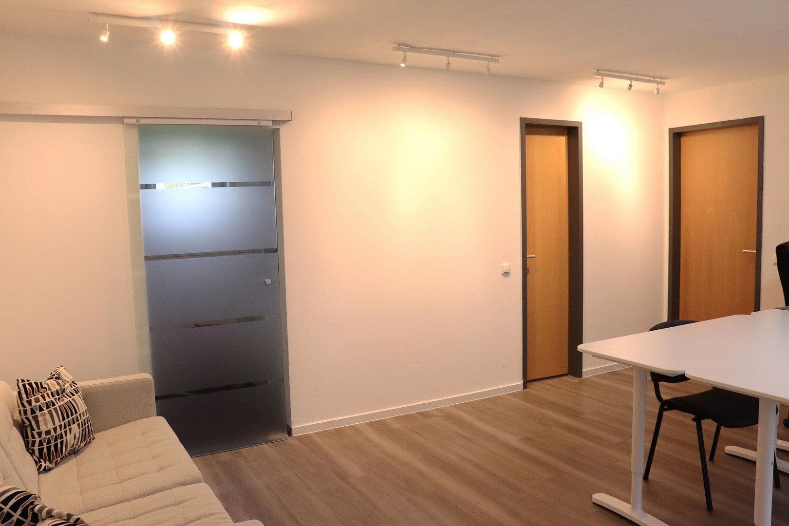 Prenájom kancelárie 56 m², Lohmar, Severné Porýnie - Westfálsko Prenájom kancelárie 56 m², Lohmar, Severné Porýnie - Westfálsko