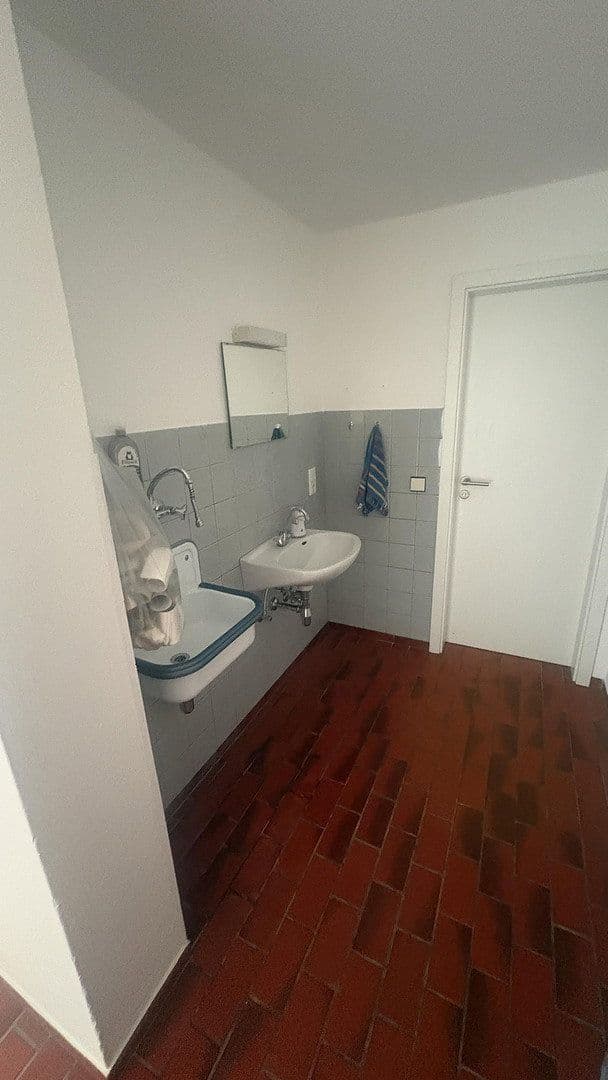 Prenájom kancelárie 105 m², Melle, Dolné Sasko Prenájom kancelárie 105 m², Melle, Dolné Sasko