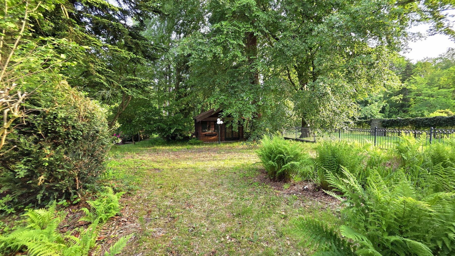Predaj domu 367 m², pozemek 1.462 m², Bielefeld, Severné Porýnie - Westfálsko Predaj domu 367 m², pozemek 1.462 m², Bielefeld, Severné Porýnie - Westfálsko