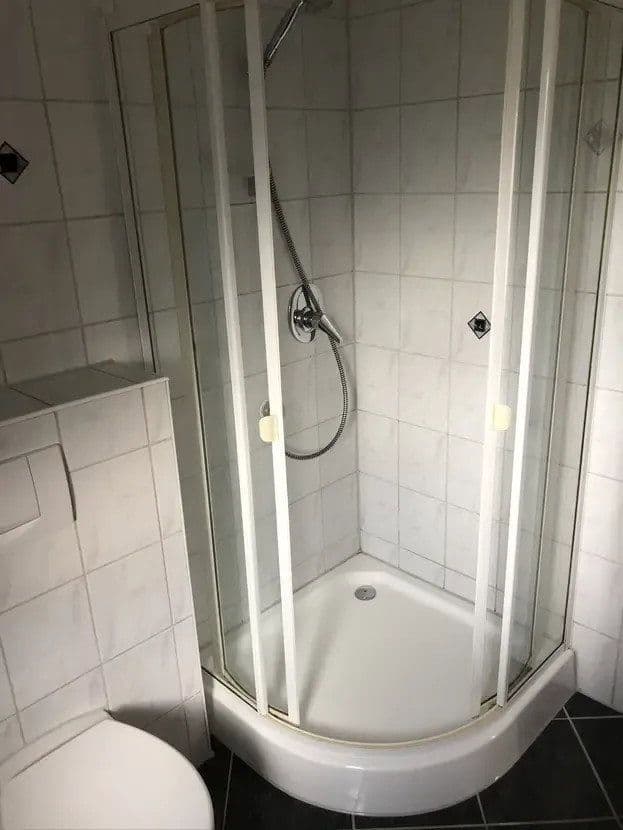 Prenájom bytu 5-izbový 102 m², Bergisch Gladbach, Severné Porýnie - Westfálsko Prenájom bytu 5-izbový 102 m², Bergisch Gladbach, Severné Porýnie - Westfálsko