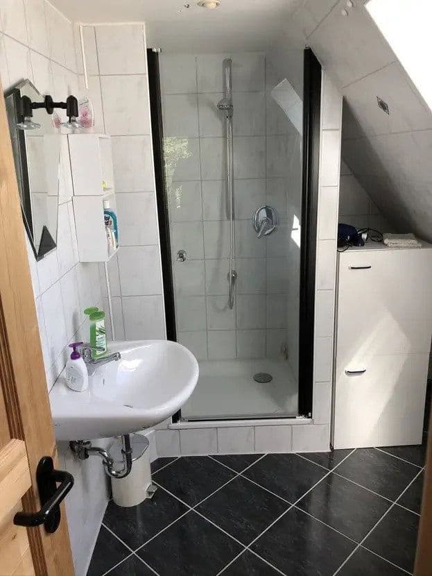 Prenájom bytu 5-izbový 102 m², Bergisch Gladbach, Severné Porýnie - Westfálsko Prenájom bytu 5-izbový 102 m², Bergisch Gladbach, Severné Porýnie - Westfálsko