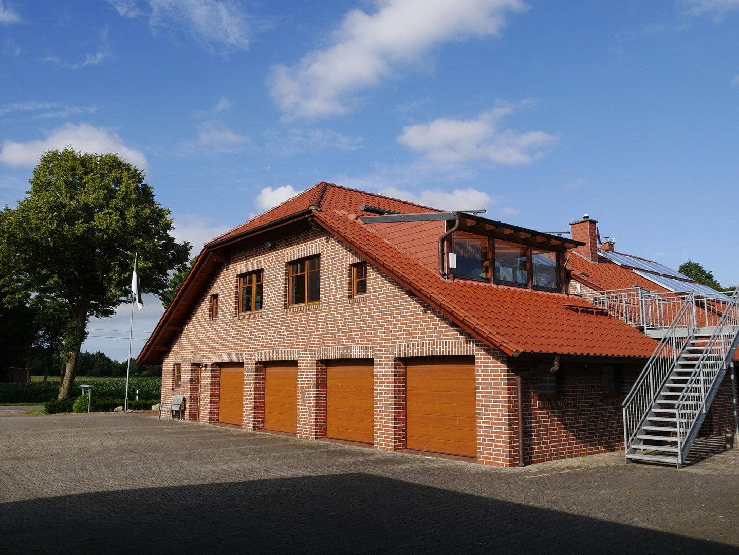 Predaj domu 487 m², pozemek 12.449 m², Niederlangen, Dolné Sasko Predaj domu 487 m², pozemek 12.449 m², Niederlangen, Dolné Sasko