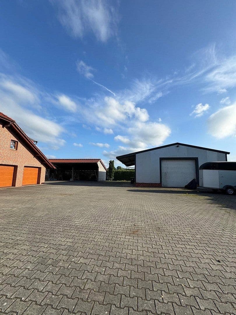 Predaj domu 487 m², pozemek 12.449 m², Niederlangen, Dolné Sasko Predaj domu 487 m², pozemek 12.449 m², Niederlangen, Dolné Sasko