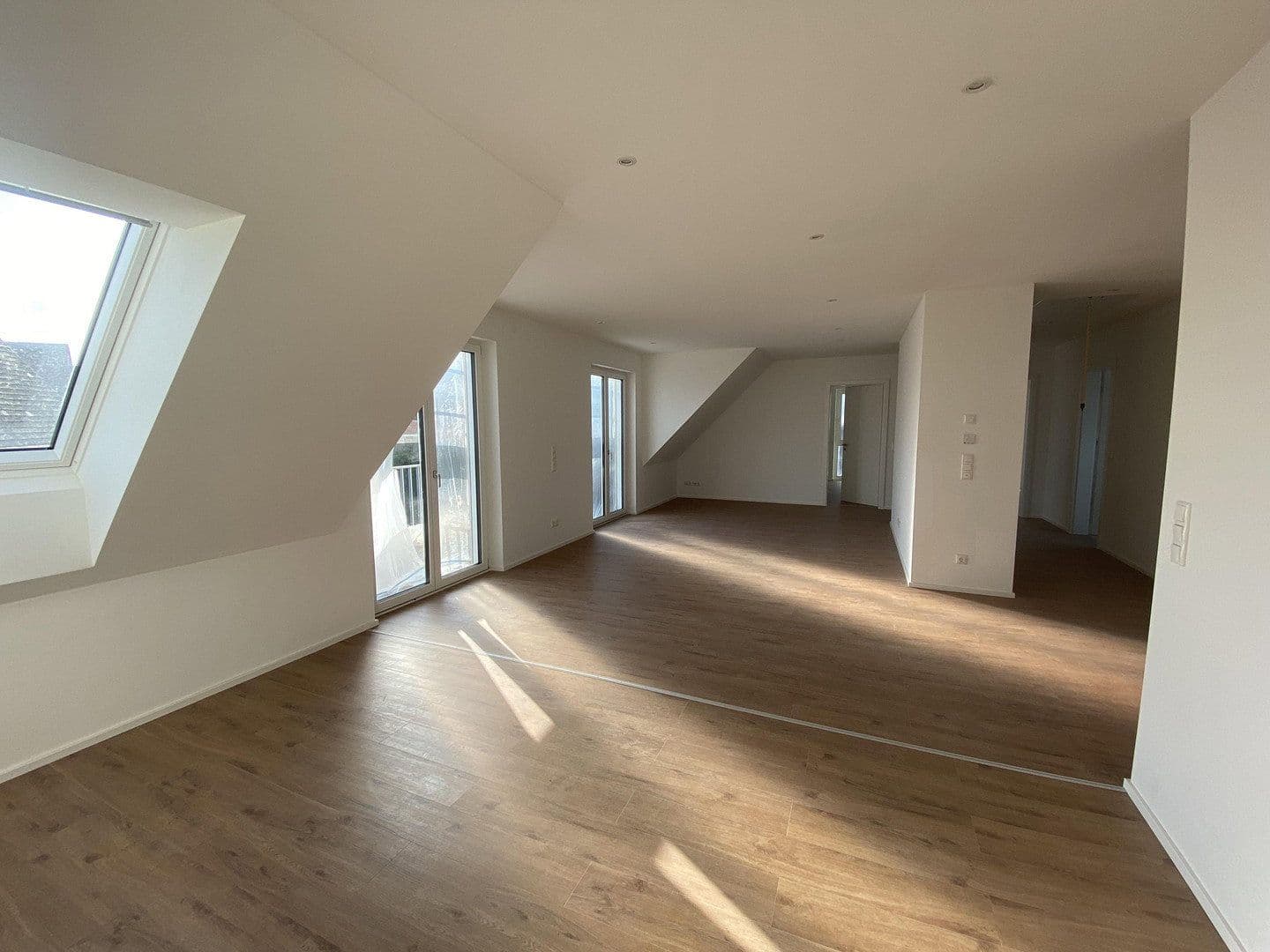 Prenájom bytu 3-izbový 98 m², Hetzles, Bavorsko Prenájom bytu 3-izbový 98 m², Hetzles, Bavorsko