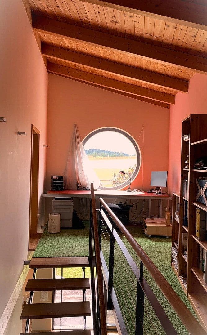 Predaj domu 225 m², pozemek 591 m², Tiefenbronn, Bádensko-Wurttembersko Predaj domu 225 m², pozemek 591 m², Tiefenbronn, Bádensko-Wurttembersko