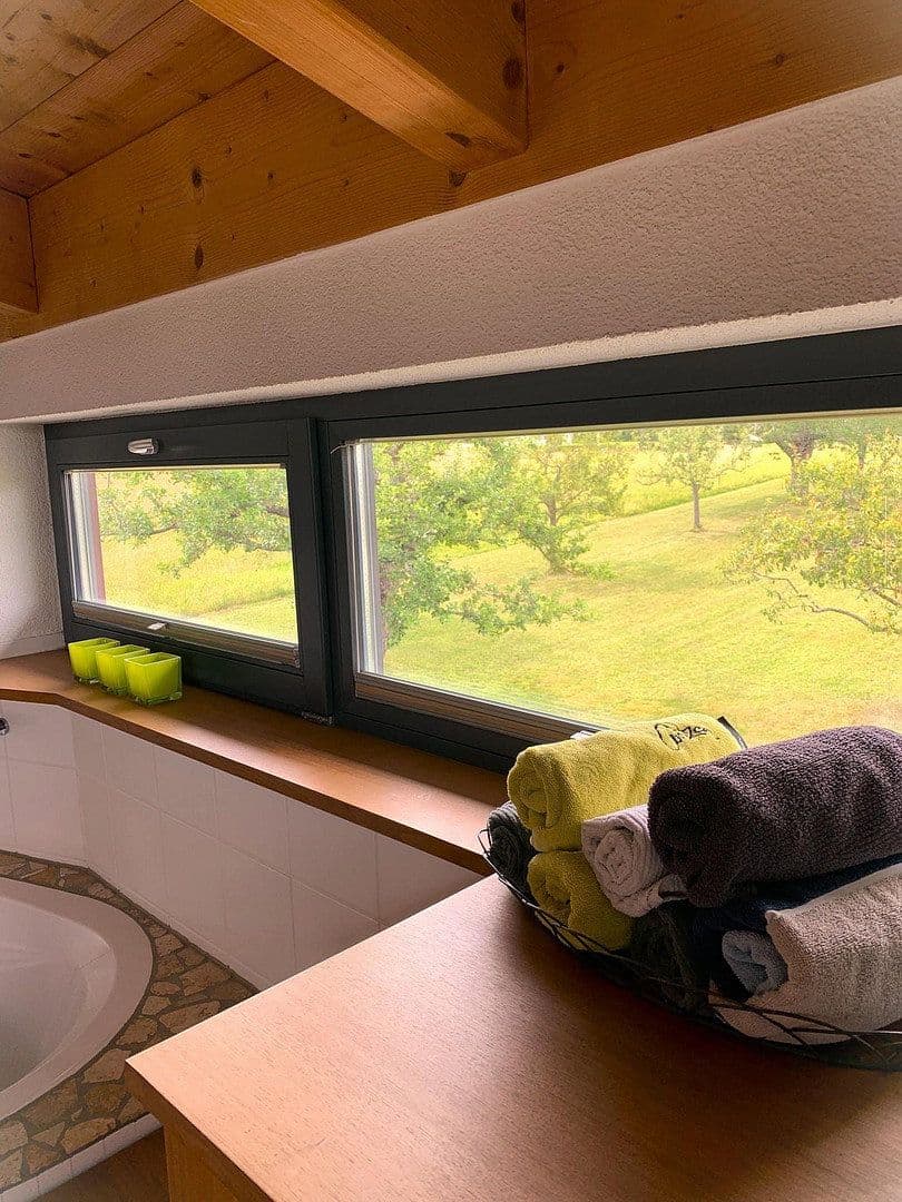 Predaj domu 225 m², pozemek 591 m², Tiefenbronn, Bádensko-Wurttembersko Predaj domu 225 m², pozemek 591 m², Tiefenbronn, Bádensko-Wurttembersko
