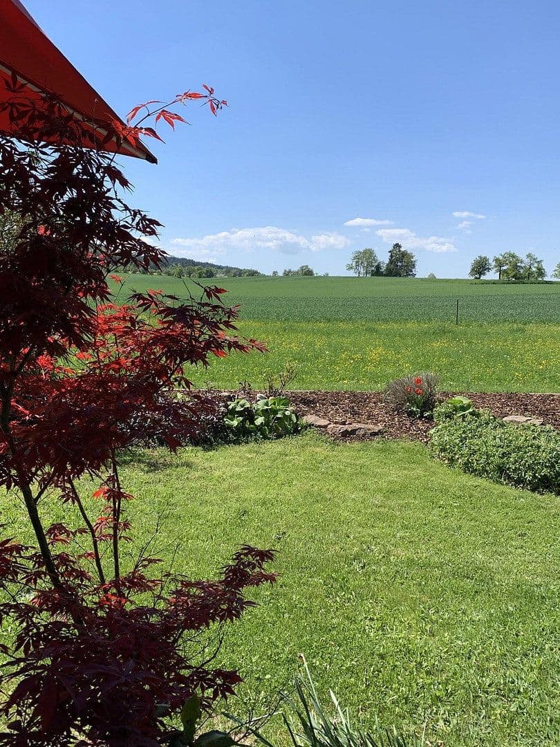 Predaj domu 225 m², pozemek 591 m², Tiefenbronn, Bádensko-Wurttembersko Predaj domu 225 m², pozemek 591 m², Tiefenbronn, Bádensko-Wurttembersko