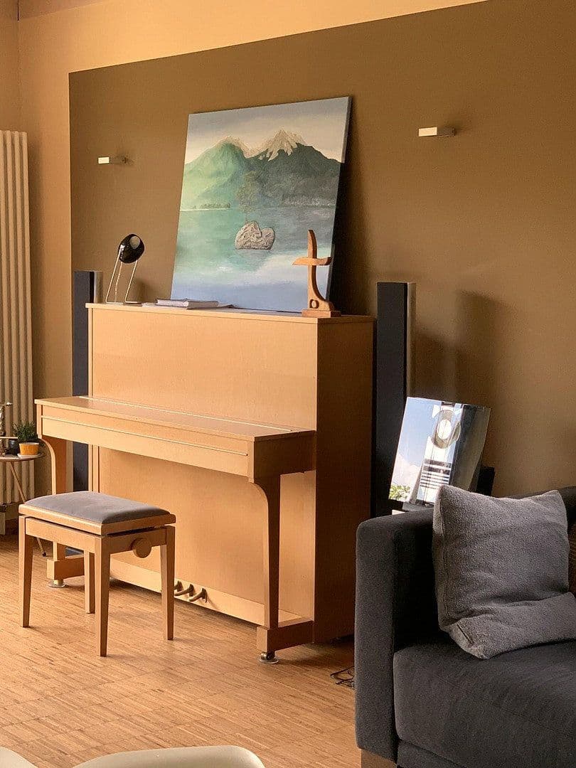 Predaj domu 225 m², pozemek 591 m², Tiefenbronn, Bádensko-Wurttembersko Predaj domu 225 m², pozemek 591 m², Tiefenbronn, Bádensko-Wurttembersko