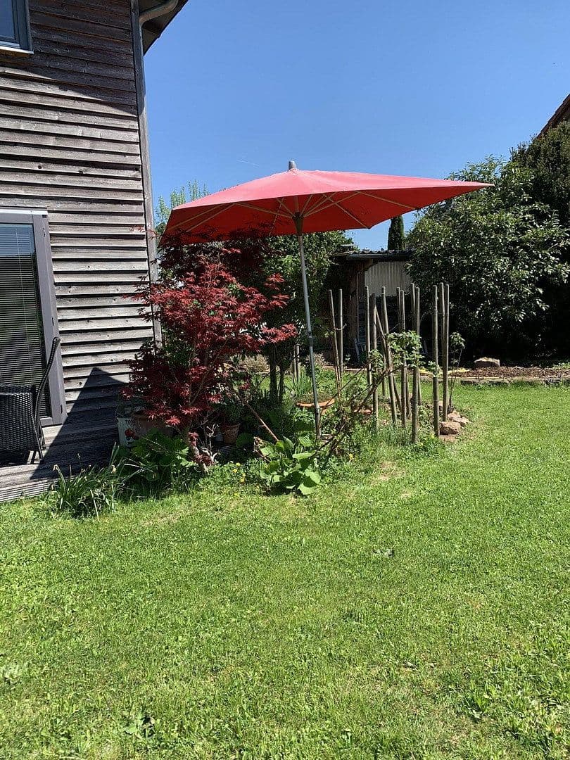 Predaj domu 225 m², pozemek 591 m², Tiefenbronn, Bádensko-Wurttembersko Predaj domu 225 m², pozemek 591 m², Tiefenbronn, Bádensko-Wurttembersko