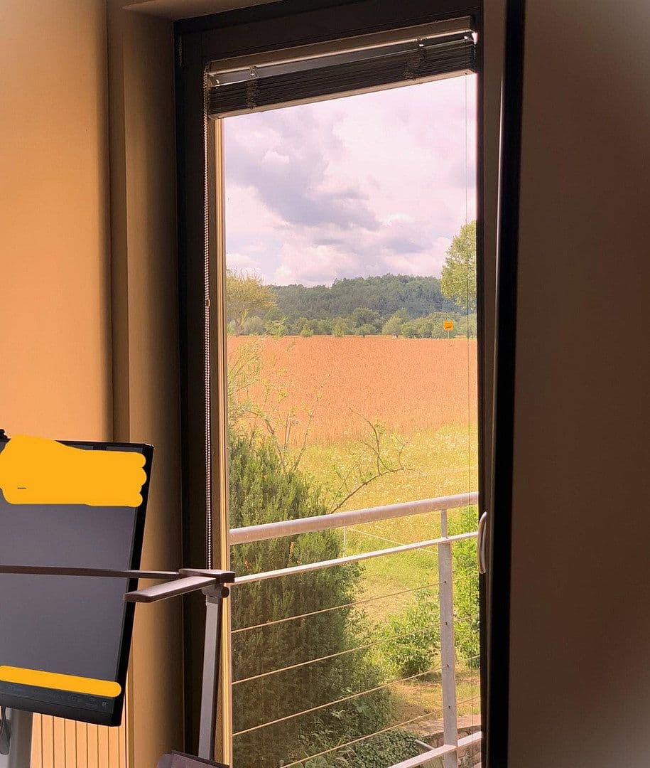Predaj domu 225 m², pozemek 591 m², Tiefenbronn, Bádensko-Wurttembersko Predaj domu 225 m², pozemek 591 m², Tiefenbronn, Bádensko-Wurttembersko