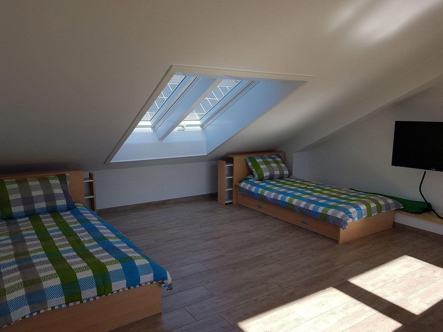 Predaj domu 185 m², pozemek 806 m², München, Bavorsko Predaj domu 185 m², pozemek 806 m², München, Bavorsko