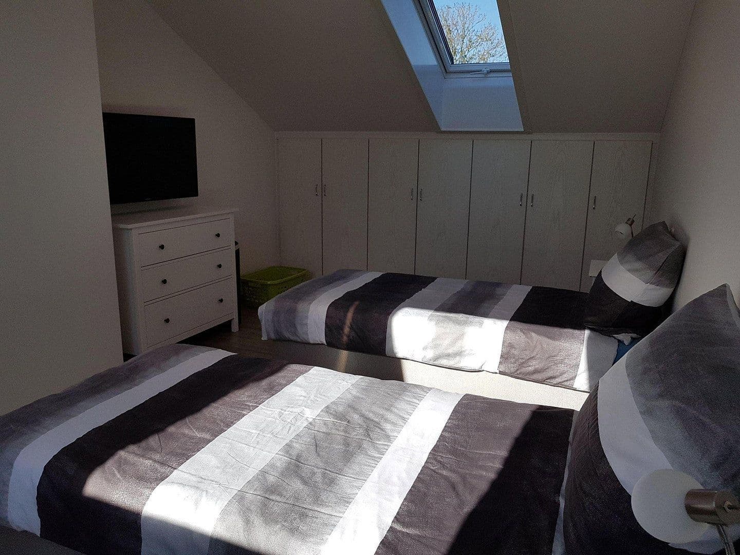 Predaj domu 185 m², pozemek 806 m², München, Bavorsko Predaj domu 185 m², pozemek 806 m², München, Bavorsko