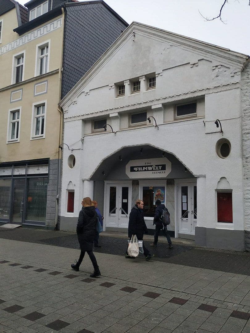 Predaj rekreačného objektu 300 m², pozemek 280 m², Lange Straße 74a, Detmold, Severné Porýnie - Westfálsko Predaj rekreačného objektu 300 m², pozemek 280 m², Lange Straße 74a, Detmold, Severné Porýnie - Westfálsko