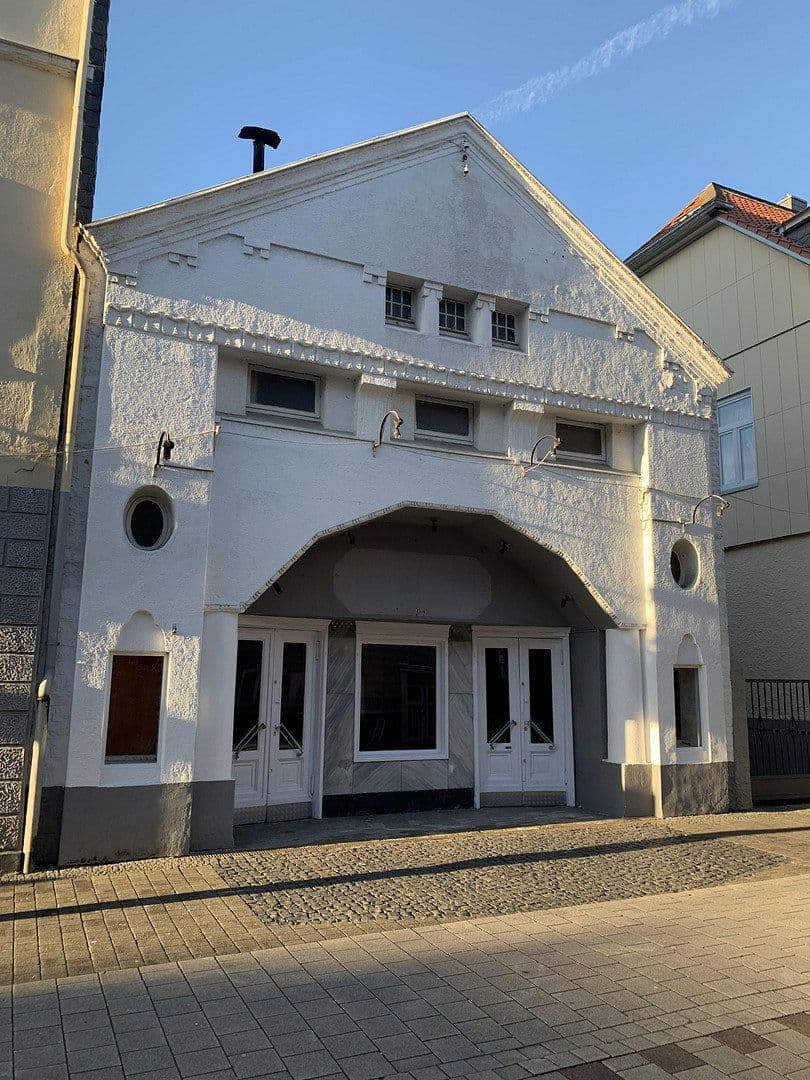 Predaj rekreačného objektu 300 m², pozemek 280 m², Lange Straße 74a, Detmold, Severné Porýnie - Westfálsko Predaj rekreačného objektu 300 m², pozemek 280 m², Lange Straße 74a, Detmold, Severné Porýnie - Westfálsko